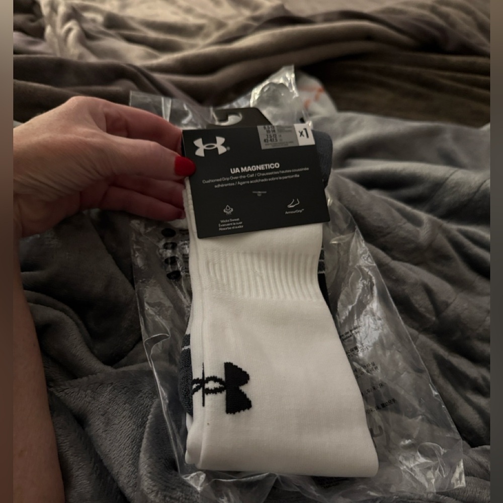 Under Armour White Athletic Over the Calf Socks XL